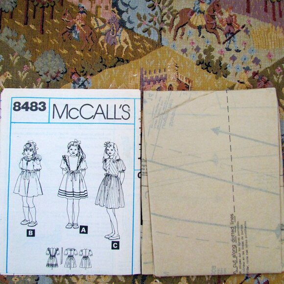 GIRL'S DRESS PATTERN, 10,  "ANNIE" MOVIE STYLE, NWT UNCUT McCALL'S VINTAGE 1983 - Picture 3 of 5